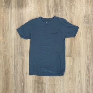 Columbia Men's Blue T-Shirt